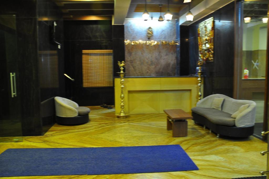 Sivamurugan Hotel Kumbakonam Kültér fotó