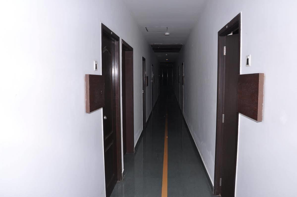 Sivamurugan Hotel Kumbakonam Kültér fotó