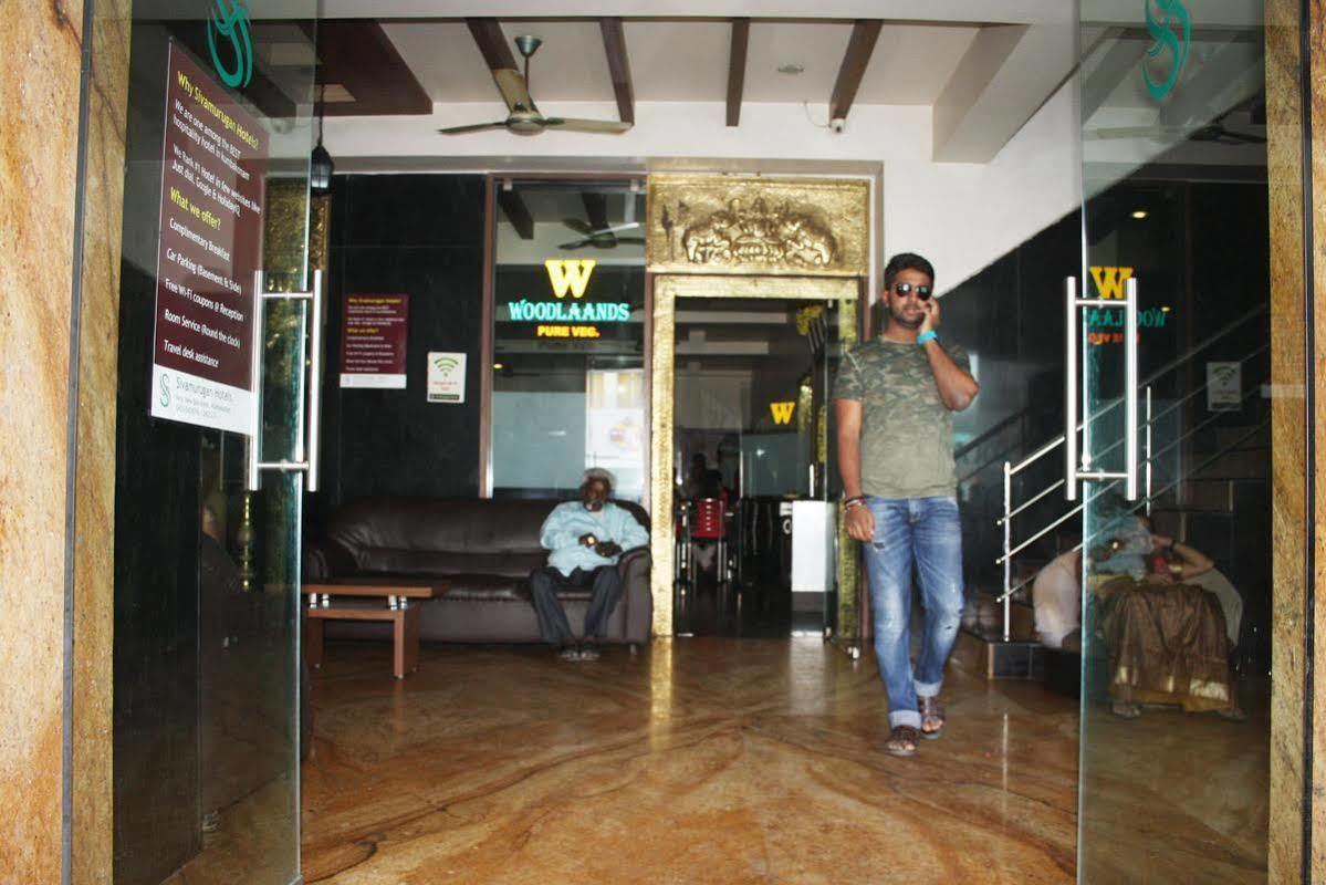 Sivamurugan Hotel Kumbakonam Kültér fotó